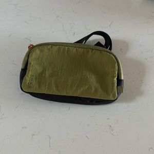 Lululemon Belt bag